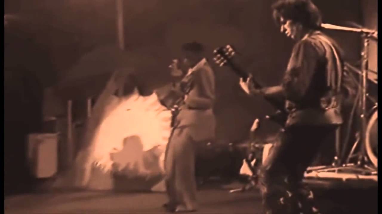 KEITH RICHARDS AND RONNIE WOOD 