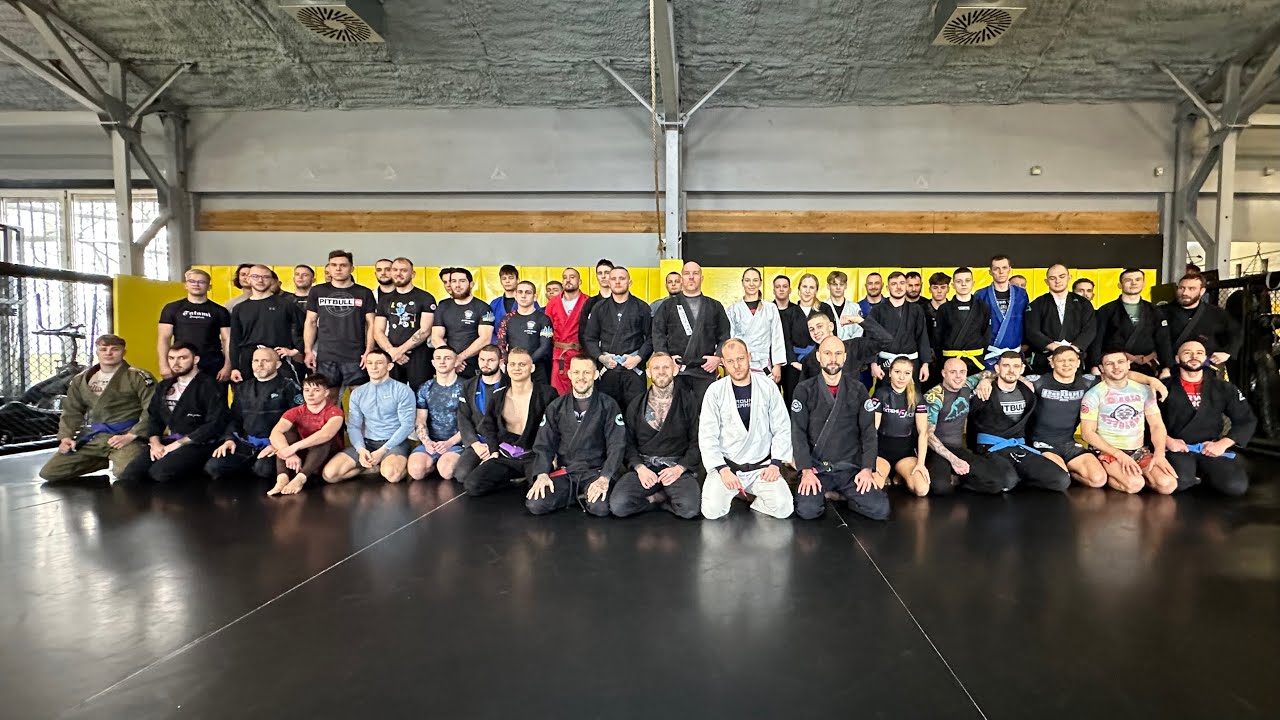 SPARINGI + PROMOCJE W CZERWONY SMOK POZNAŃ 21.12.2024