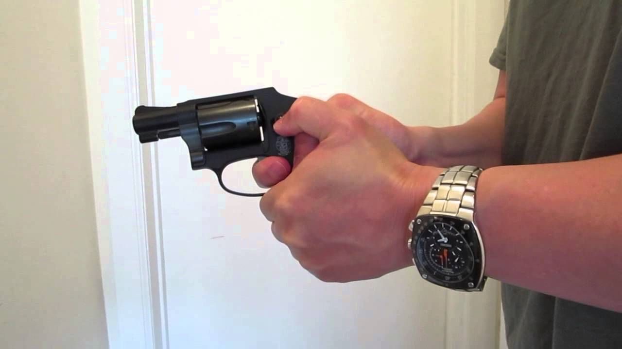 Gripping a J-Frame
