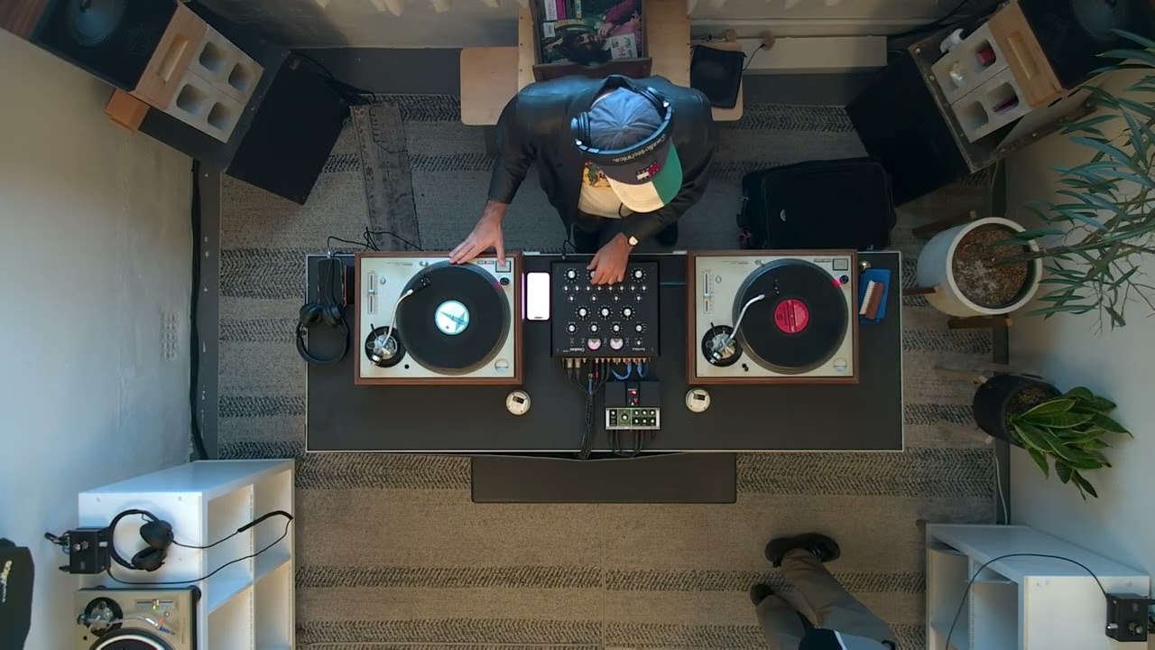 Open Decks at Fan&aacute;tico Records | Vinyl DJ Sets | 31 May 2026 | Eora/Sydney
