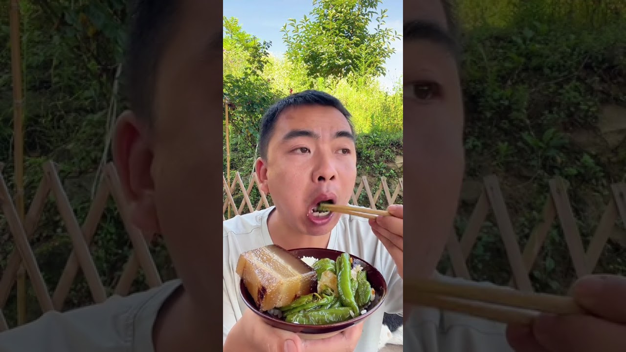 兄弟姐妹们 吃饭了哦 今天吃腊肉 简简单单又是一餐#抖音美食推荐官 #美食 #普通的饭菜都是家的味道 @DOU+小助手