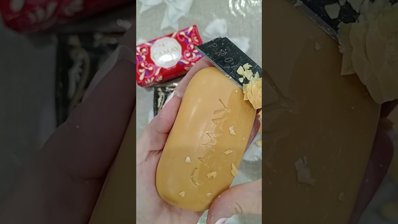 ASMR SOAP CAMAI PROFUMO FANTASTICO🩷🌺 🤍💮#asmrsoap #soapcutting #soapcarving #soap #asmr #soapcreative