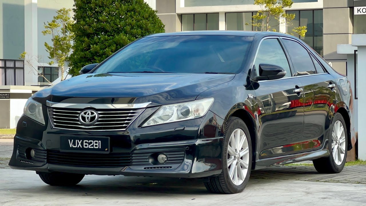 KERETA ‘UNCLE’ TAPI LAGI SELESA DARIPADA BMW | Toyota Camry 2.5V 2013