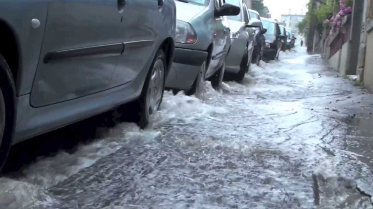 Inondation à Caen rue du XXeme siècle