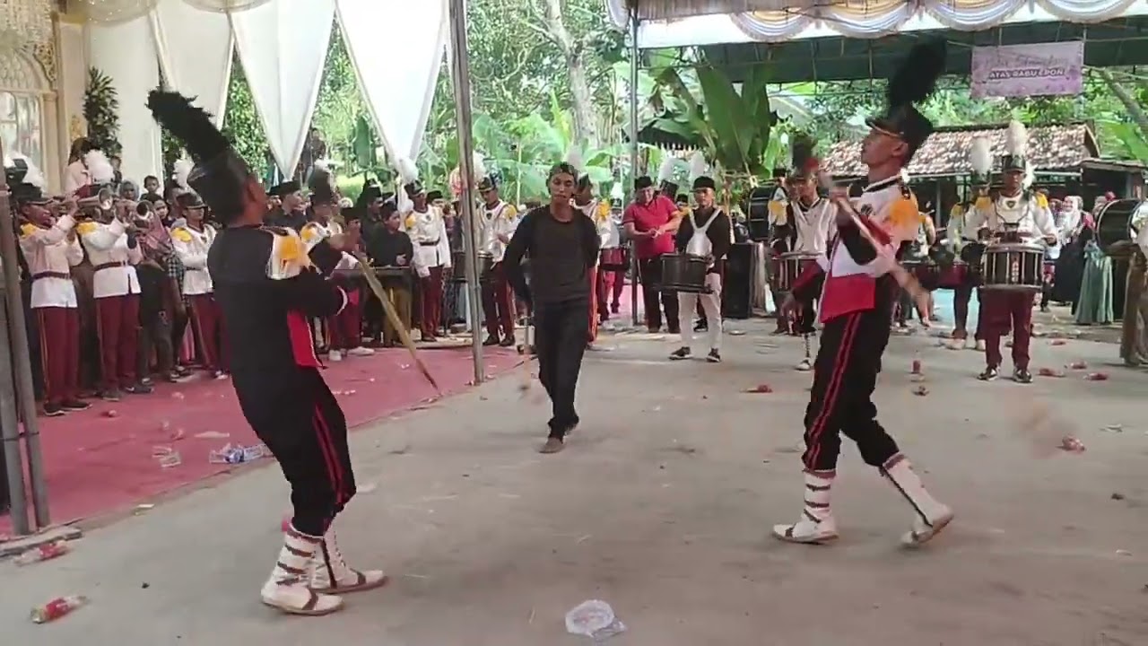 DRUMBAND GP ANSOR AL MUHAJIRIN TAMPIL DI ACARA MANTEN TRADISI ADAT MADURA