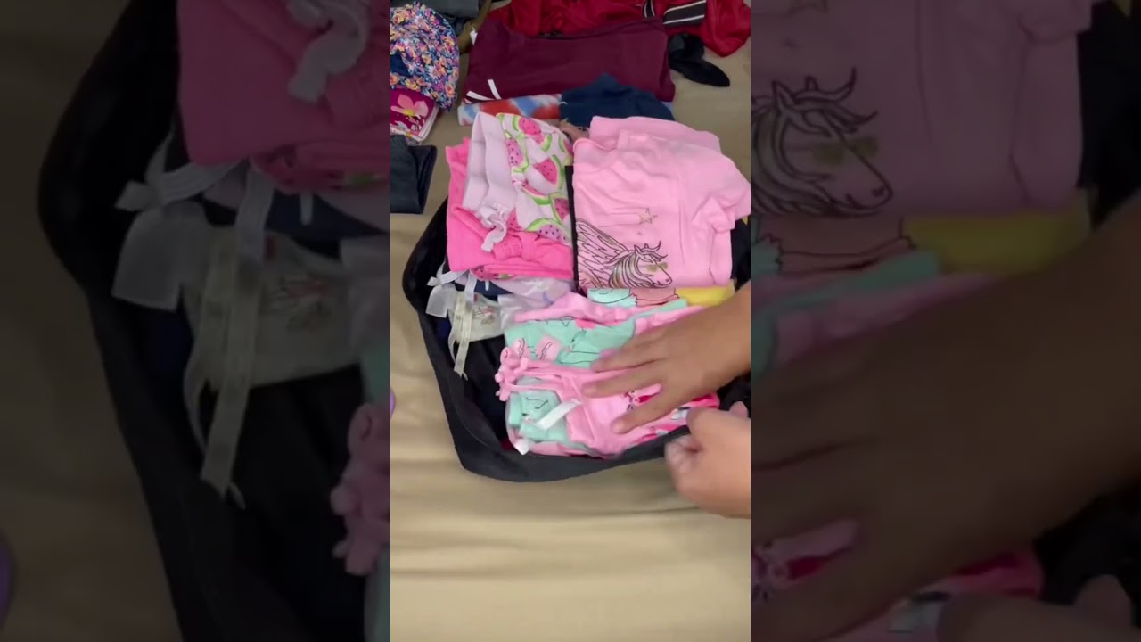This is THE BEST way to pack kids clothes for a trip!🧳 #packingforvacation #packinglist #traveltips