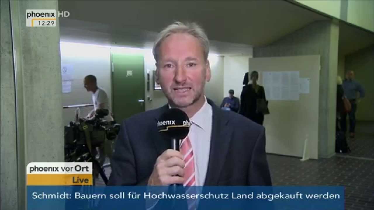 T&auml;uschungsvorwurf: Christoph Arnowski zum Prozessbeginn gegen Fitschen und Vorg&auml;nger  am 28.04.2015