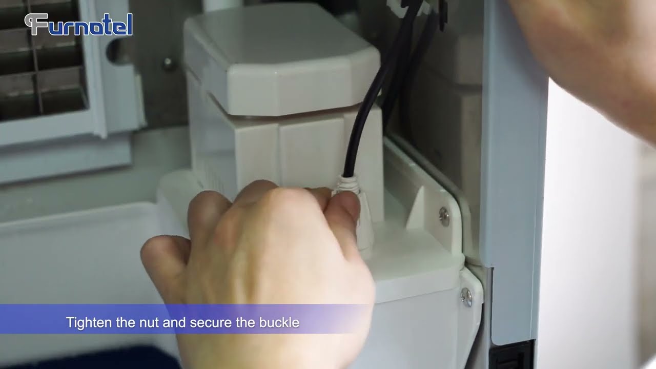 Split ice machine solution operation
