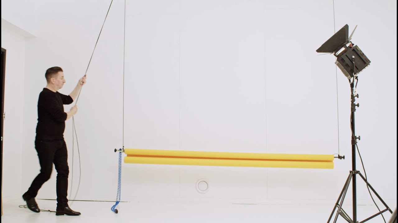 Backdrop hanging system by Marco Melander / Stacker Original
