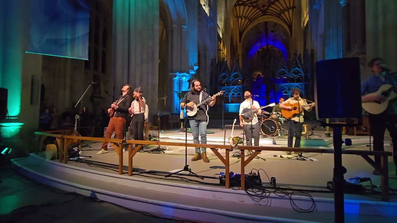 Leaving of Liverpool - The Longest Johns x El Pony Pisador - Winchester Cathedral - Feb 8 2025