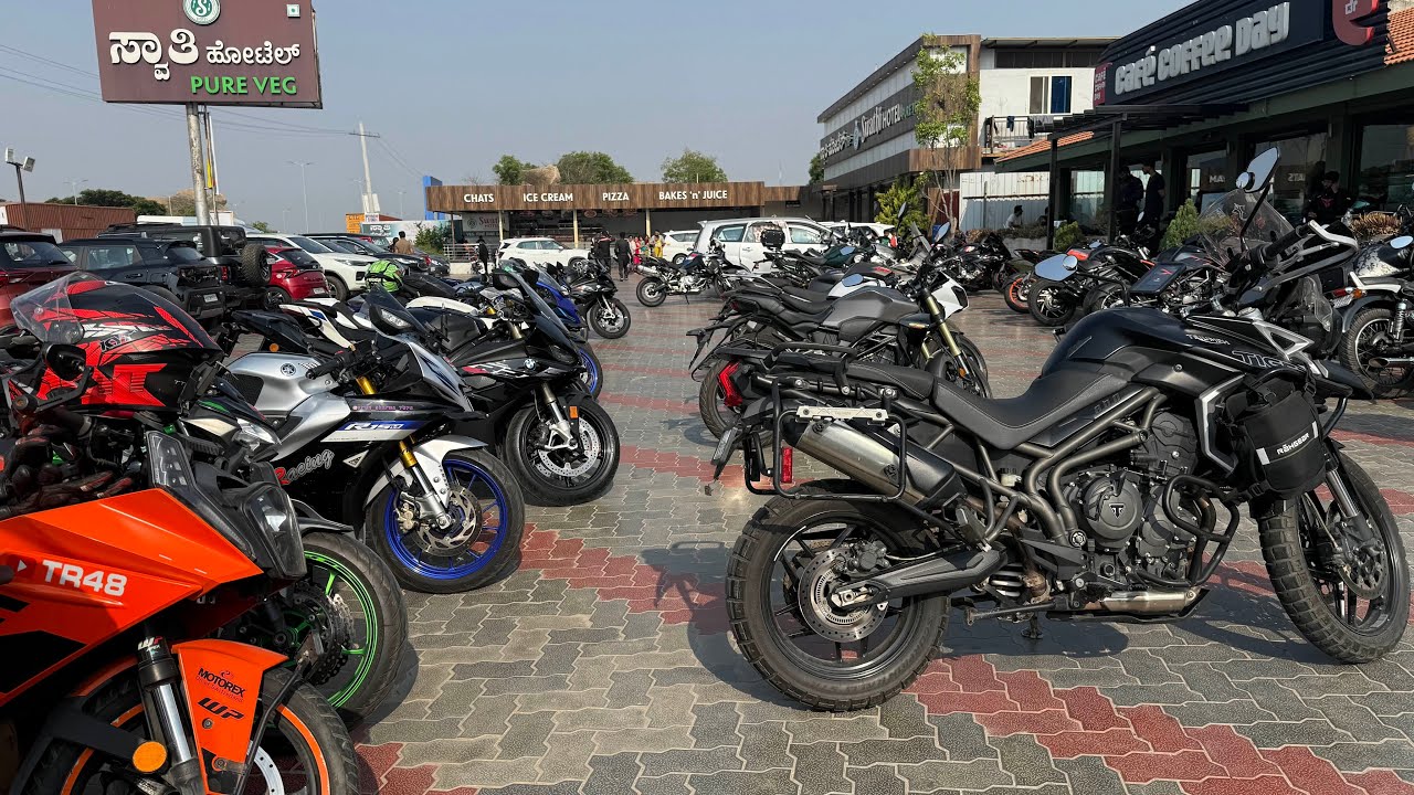 Bengaluru Heavy traffic and Ambulance stuck 😱 / 4K Live 