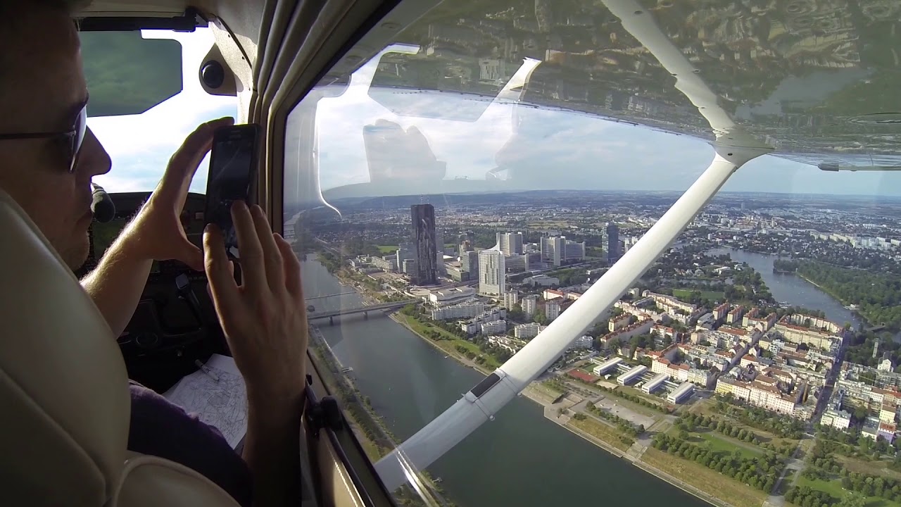Flying from Brno to Vienna in a Cessna 172
