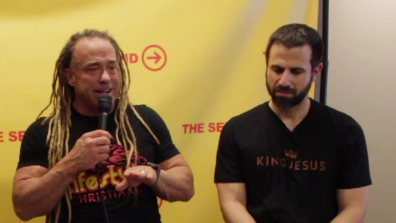 Todd White and Michael Koulianos discuss distractions