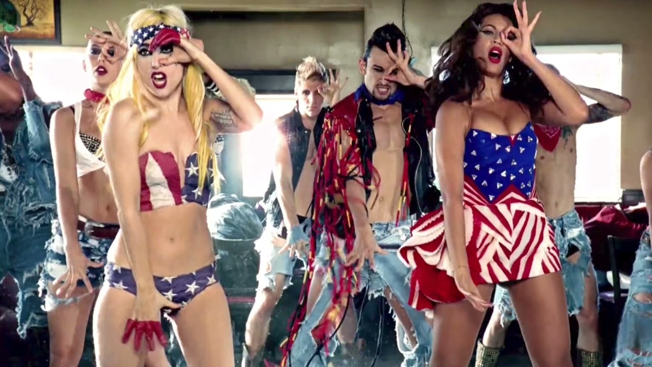 Telephone - Lady Gaga ft. Beyoncé but the instrumentals is 8 seconds delayed(FIXED VERSION)
