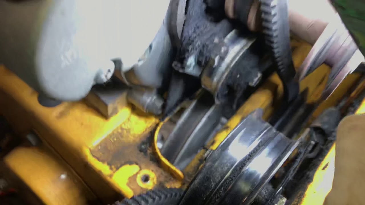 How to install a auger drive belt Cub Cadet 524 snow thrower