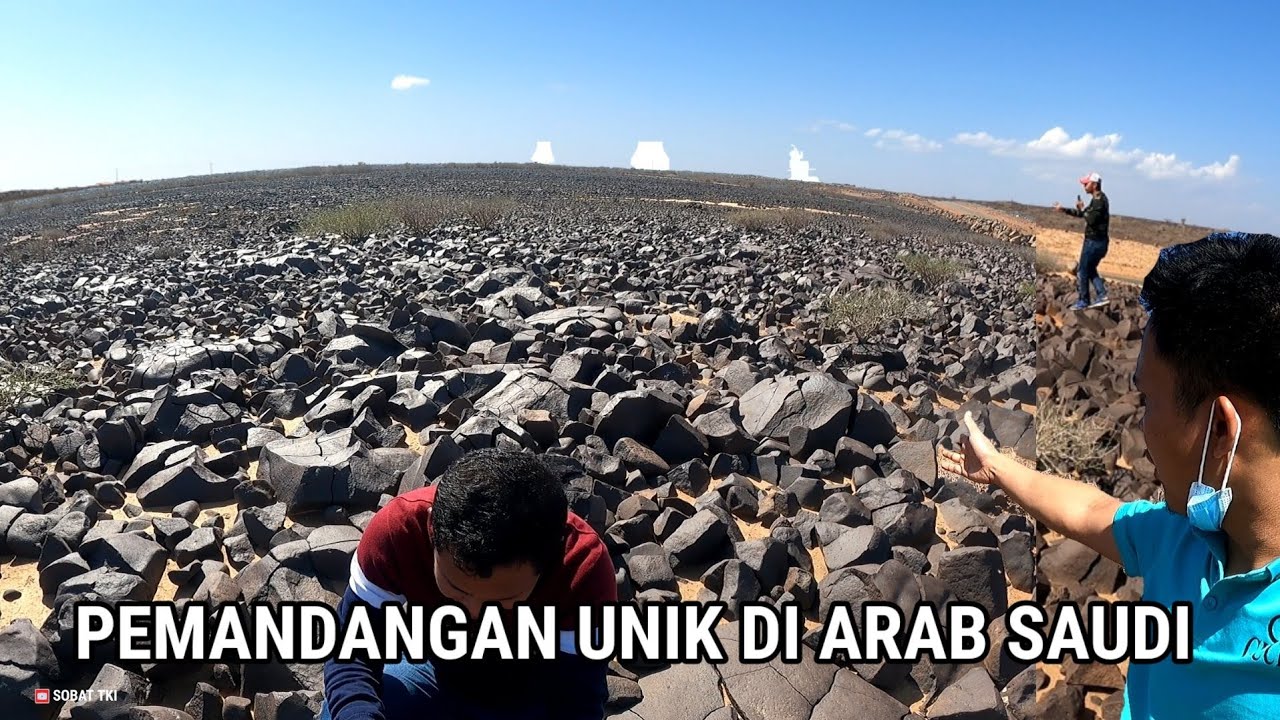 UNIK !!! HAMPARAN BATU HITAM DI ARAB SAUDI