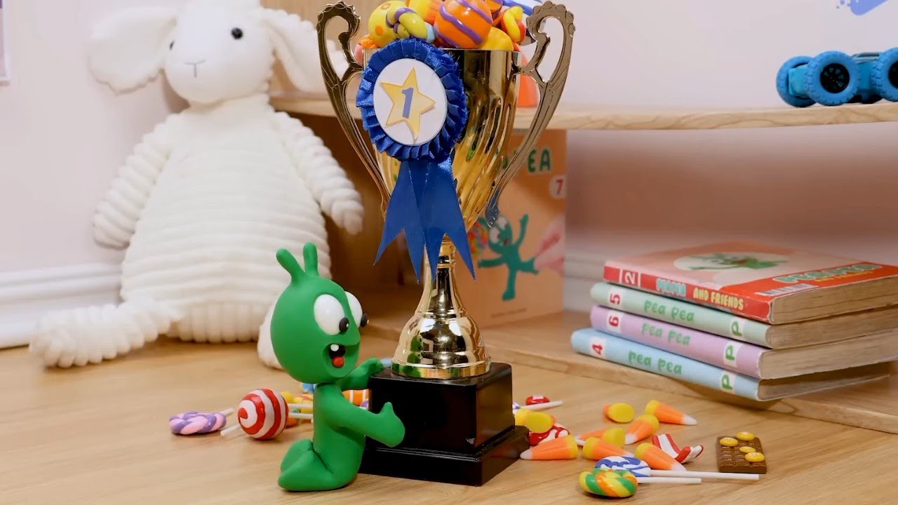 Pea Pea Discovers Magic Gummy Bear Wall   & Mysterious Rooms | Cartoon for Kids | Kids cartoon