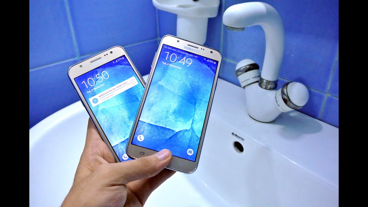 Samsung Galaxy J7 vs J5 - Water Test HD