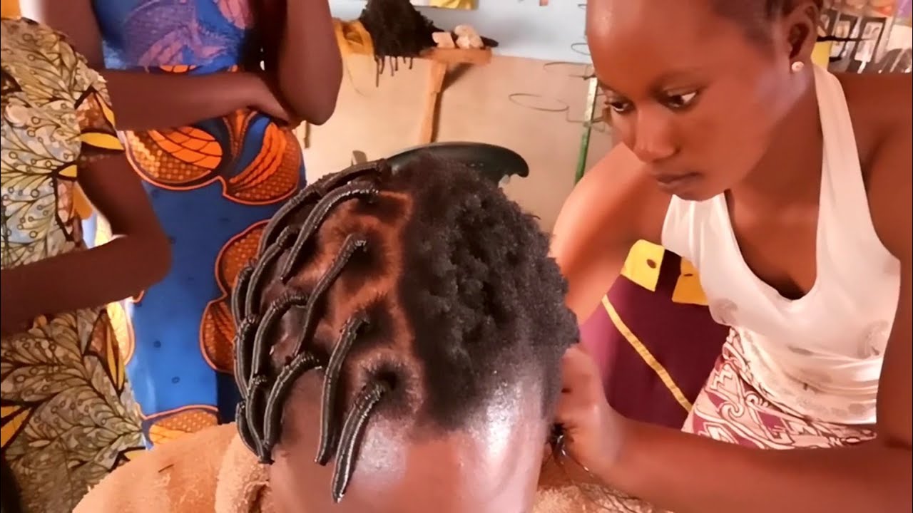 PLAITING MY HAIR WITH RUBBER THREAD IN MY VILLAGE 🙃