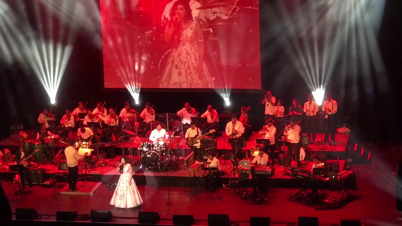 Shreya Ghoshal live with Symphony Detroit 2017 - Mor bani and Nagara sang dhol