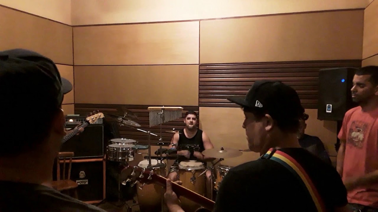 Ensaio - Corpo de lama