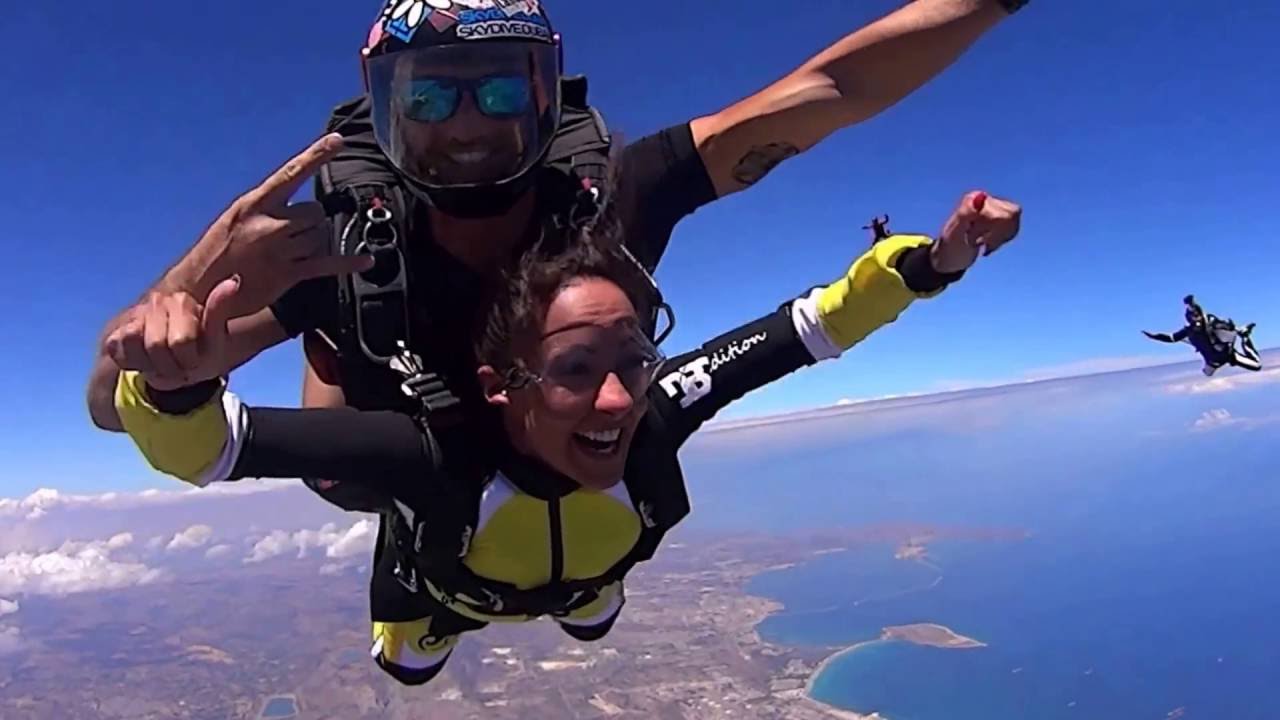 Tandem Jump 4200m di Roberta  Skydivesicilia SIRACUSA
