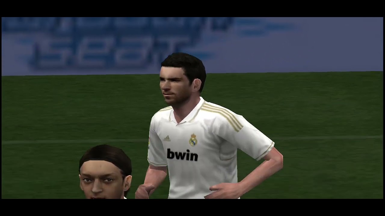 EFOOTBALL PES2012 PPSSPP  REAL MADRID VS MANCHESTER UNITED