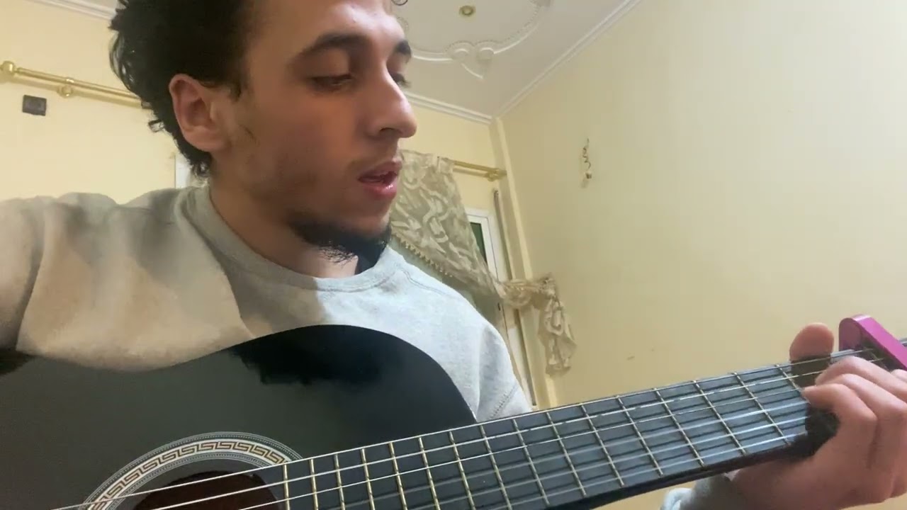 عشقت طفلة اندلسية cover guitar 🎶🎶🎶