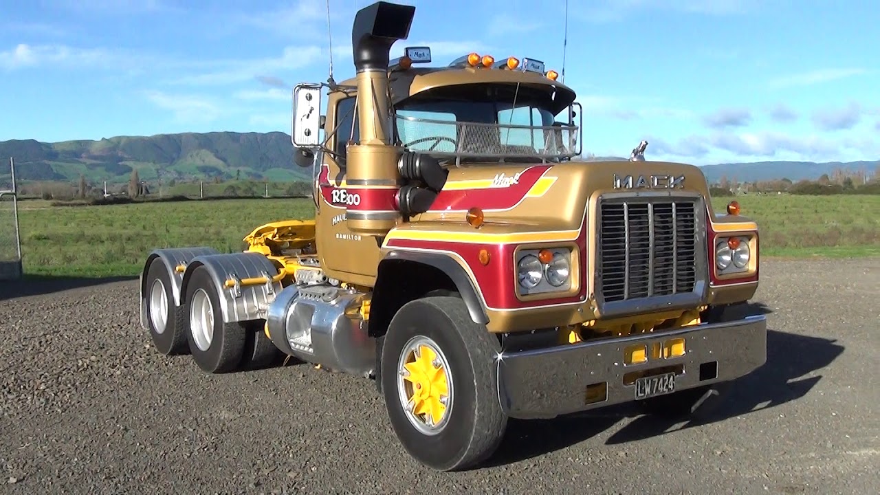 Trucks New Zealand, Regal Haulage R-Model Mack