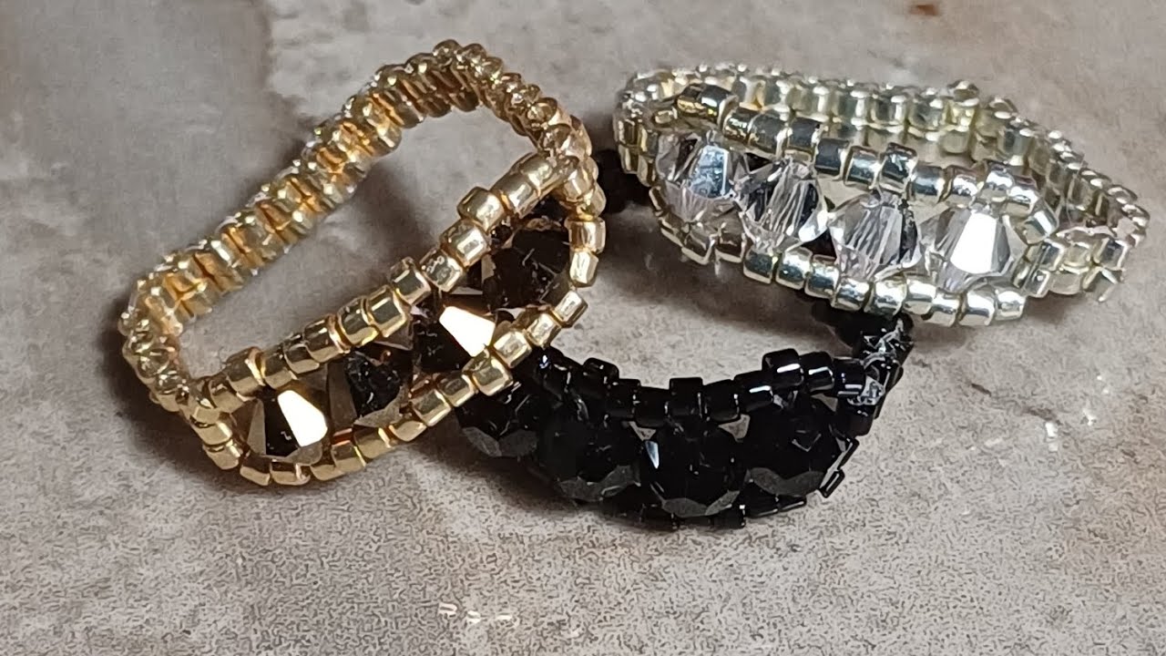 Cómo hacer anillo con 4 tupis y délicas 11/0. Ring with 4 tupis and 11/0 delicate beads. DIY.