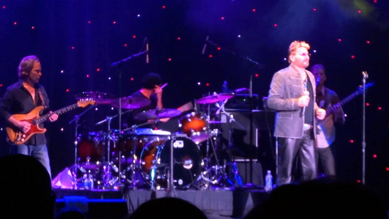 Chuck  Negron  /  The Show Must Go On