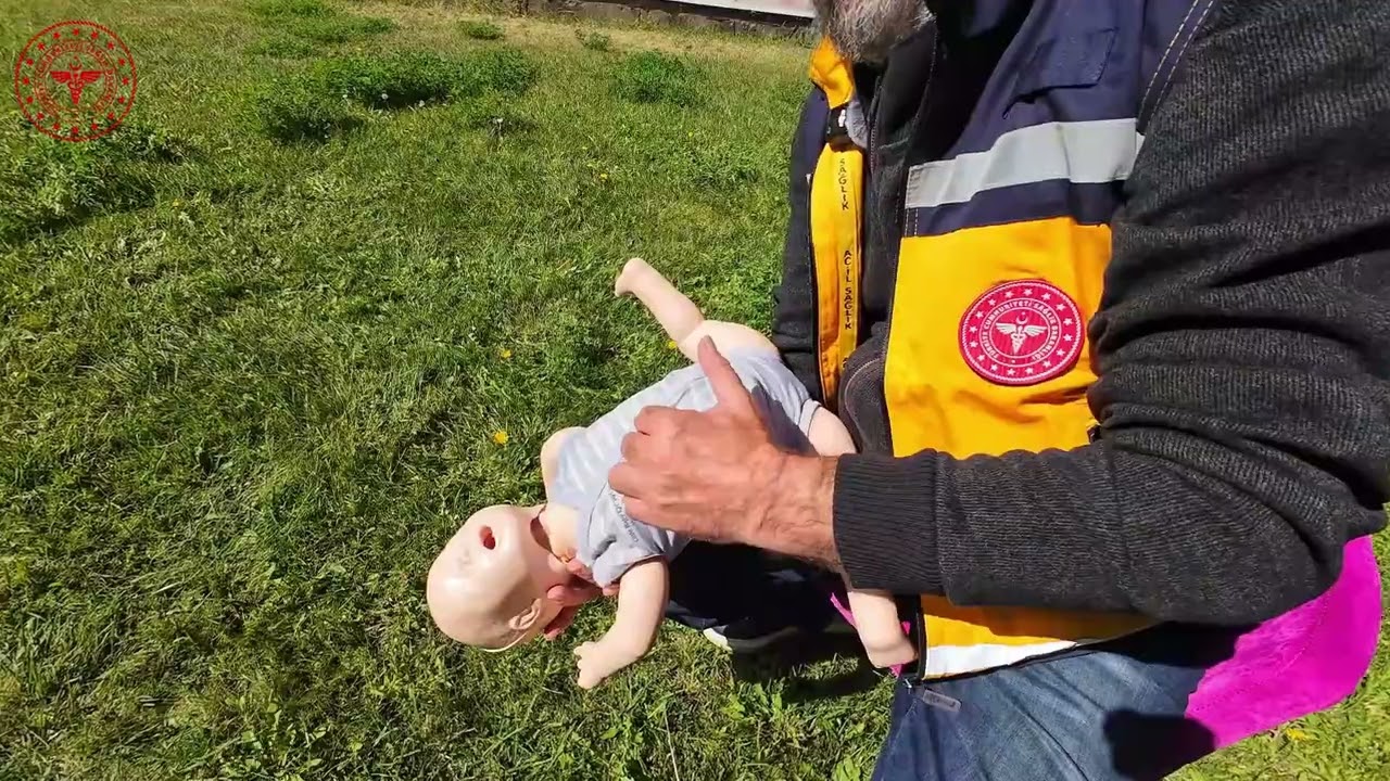 Bebeklerde Yabancı Cisim Tam Tıkanıklığa Müdahale