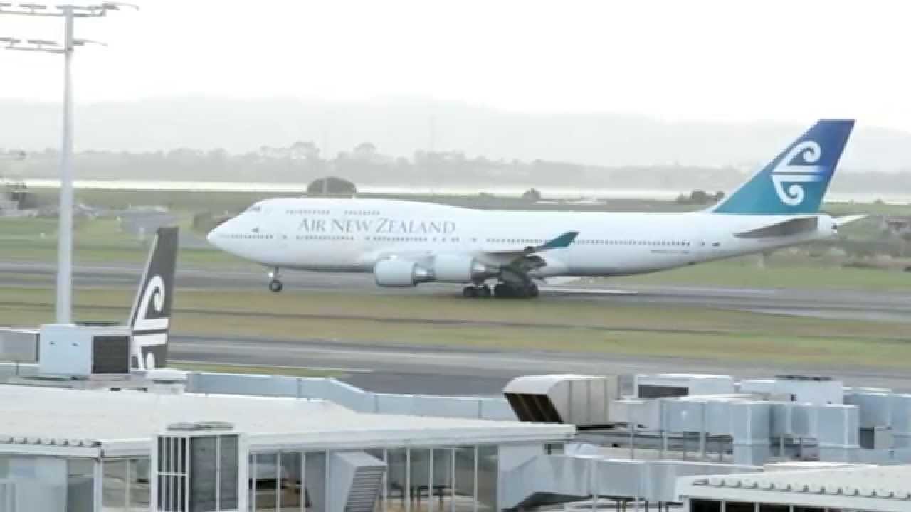 Final Flight ZK-NBV for Air New Zealand 747-400 @ AKL