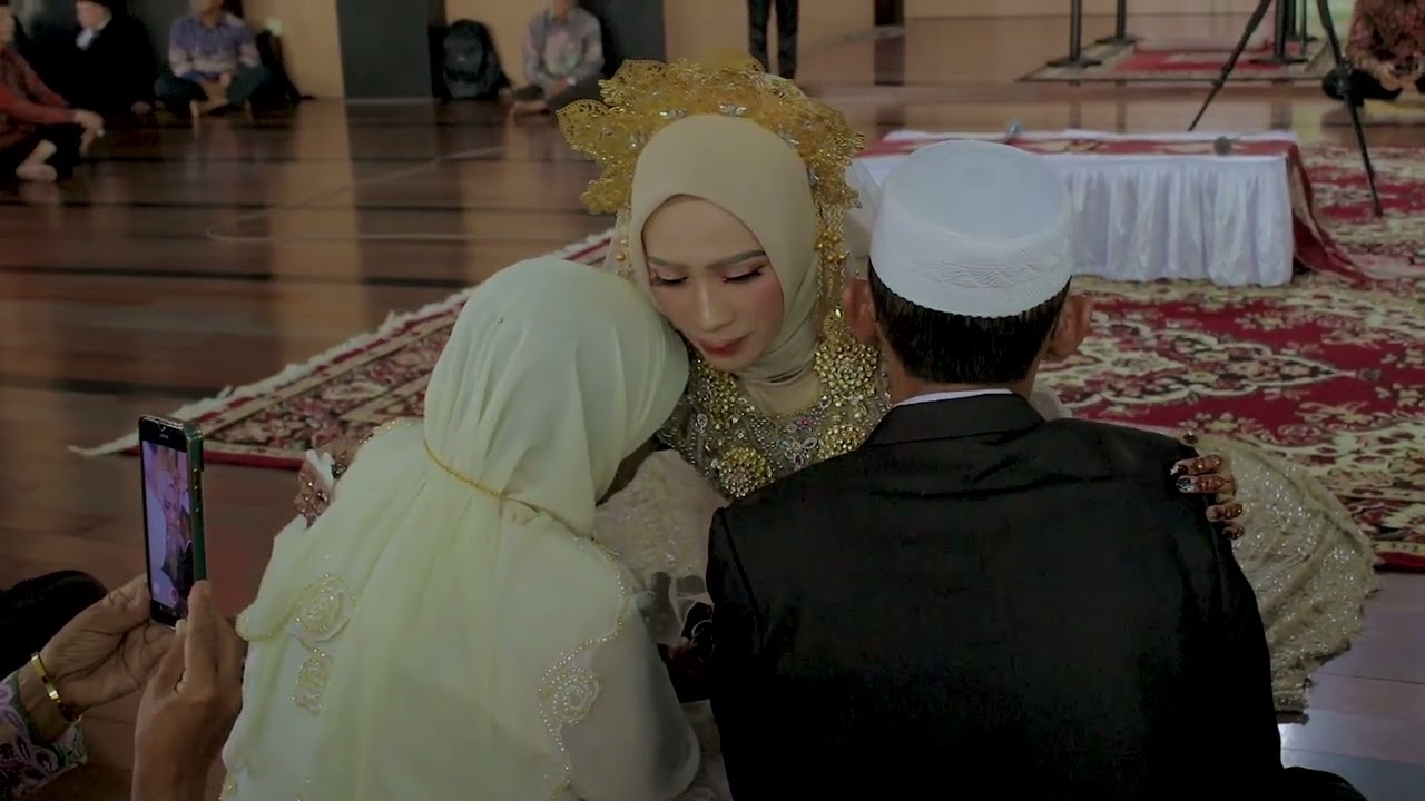 Akad nikah alin dan alan