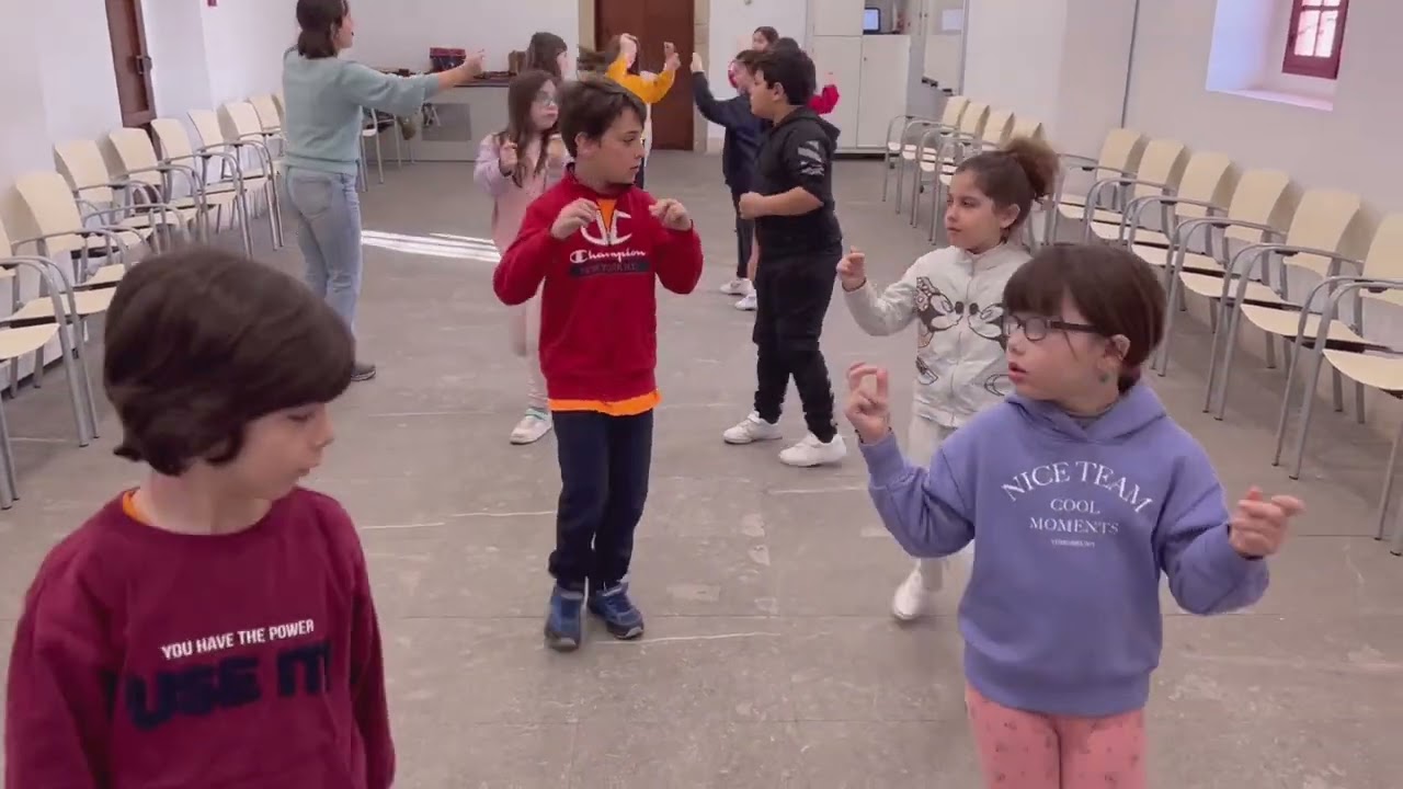 Sal a bailar: tercero A visita el Pueblo de Asturias (15-2-2023)