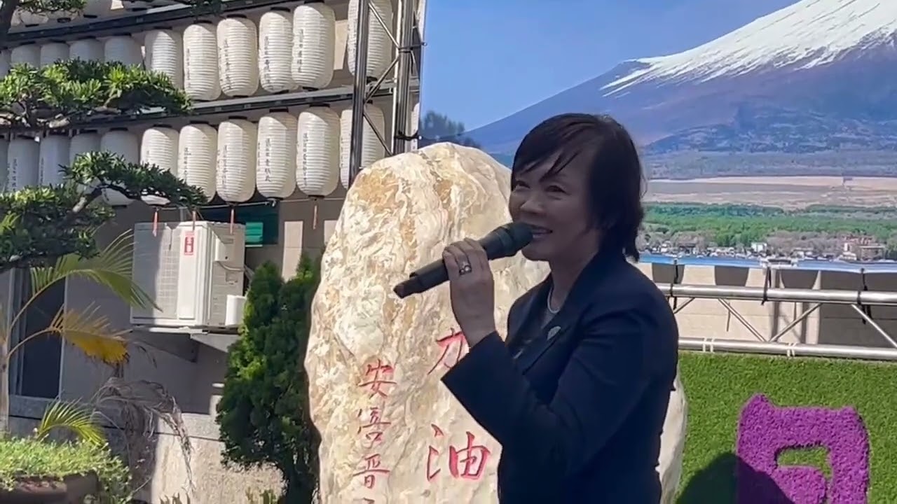 再訪高雄見安倍晉三銅像 安倍昭惠感謝台灣人緬懷