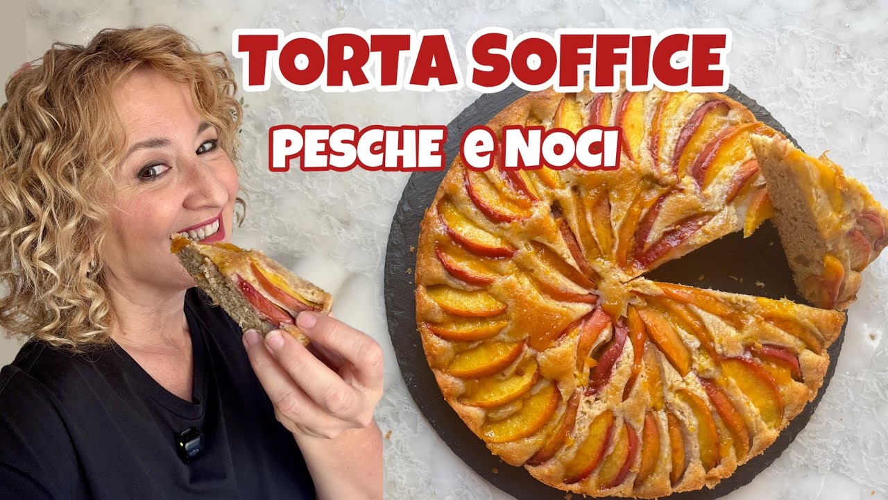 Dolce soffice con pesche e noci: profumato, facile e irresistibile