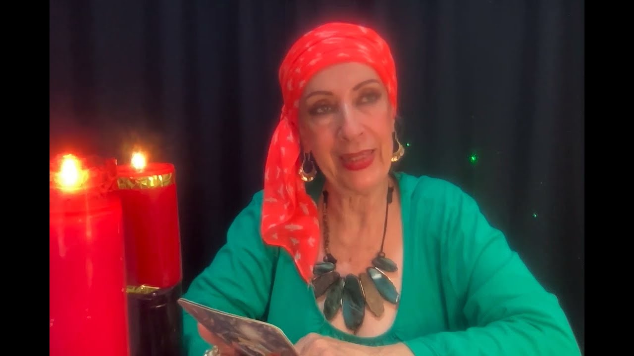 TAURO🔮 TE QUEDAS SIN ALIENTO!  NO PUEDE OLVIDARTE Y AHORA ARDE POR TI// DECIDES  ENCENDER FUEGO O NO