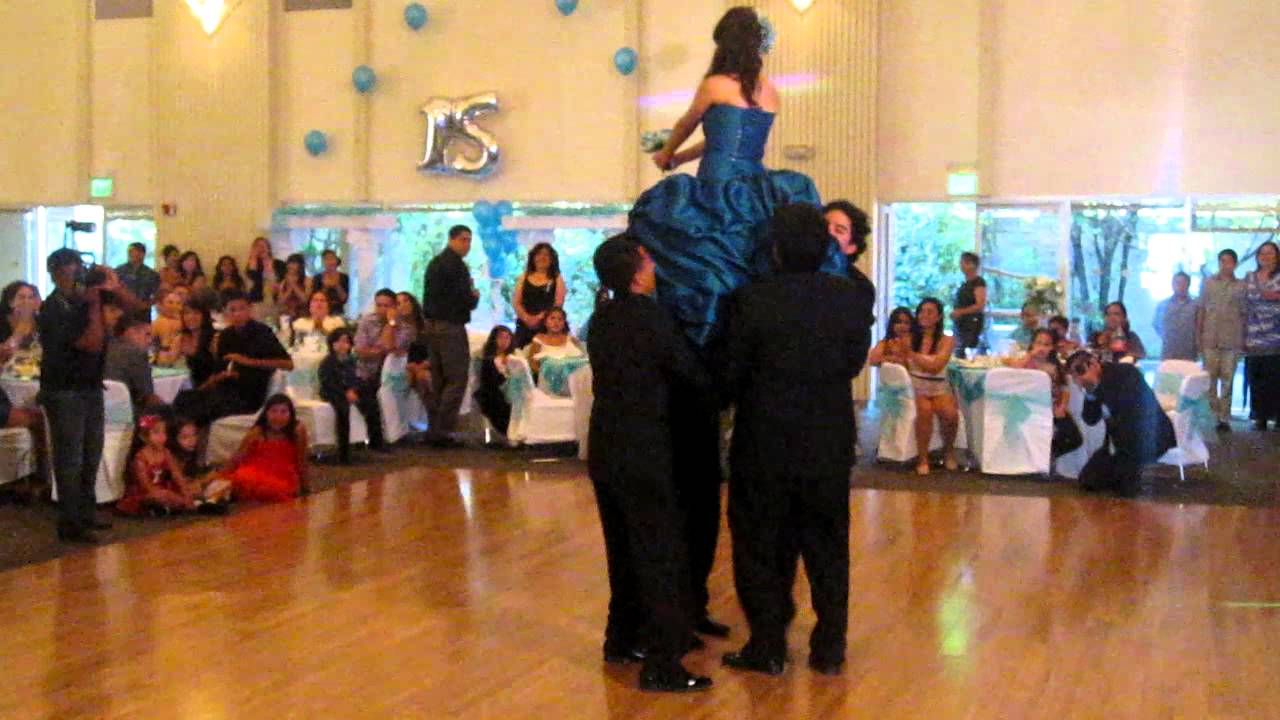 Quinceanera Entrada (Balada Para Adelina)