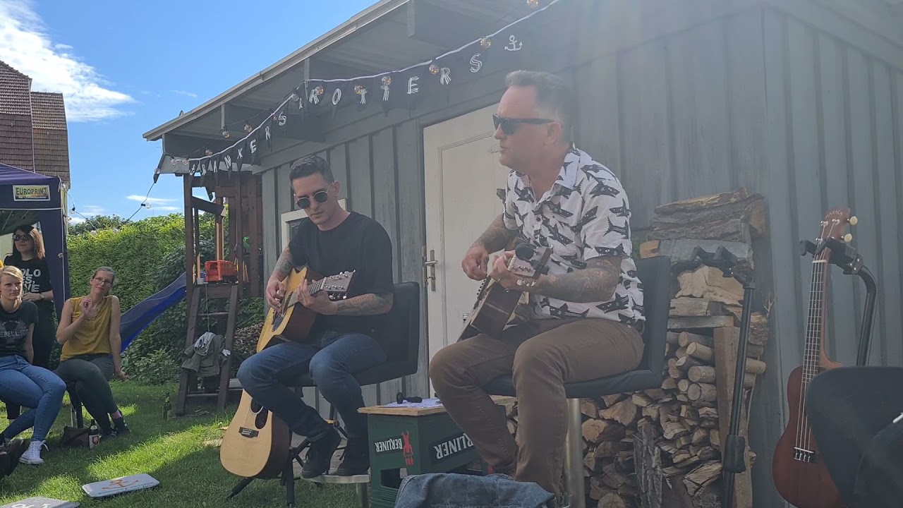 Dave Hause and Tim Hause - Rearviewmirror live (Pearl Jam Cover),Berlin 1.8 2021 (early show)