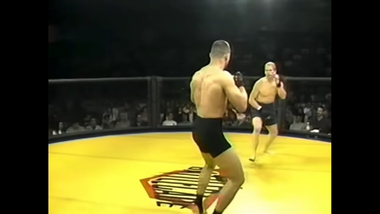 Wing Chun vs Sambo - Duncan Leung Disciple Steve Falkner vs Igor Zinoviev