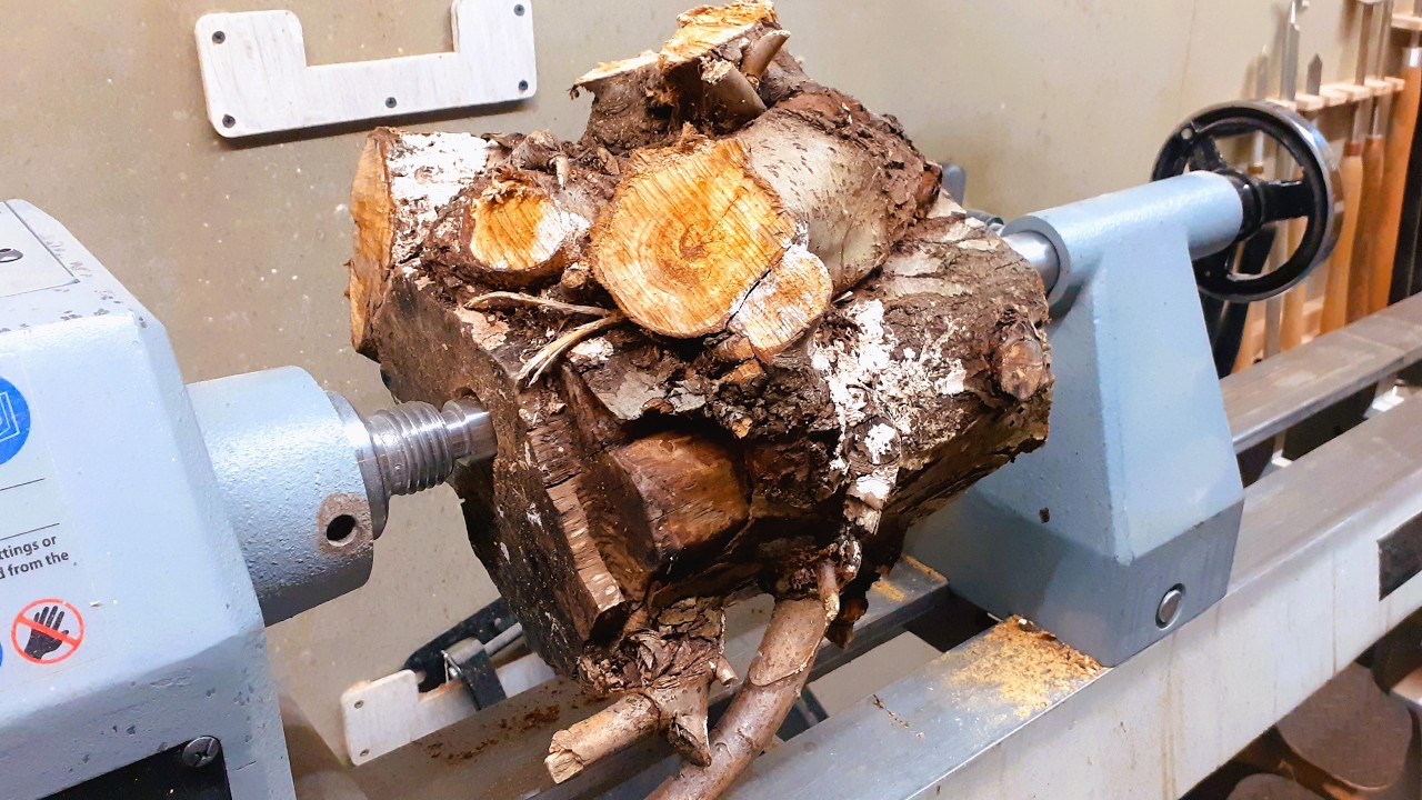 Woodturning a Sycamore Root..