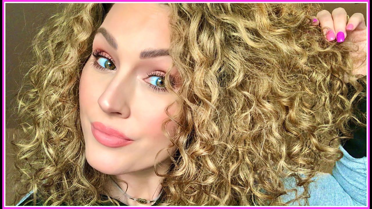 101. Осветление вьющихся волос — всё, что вам нужно знать | The Glam Belle