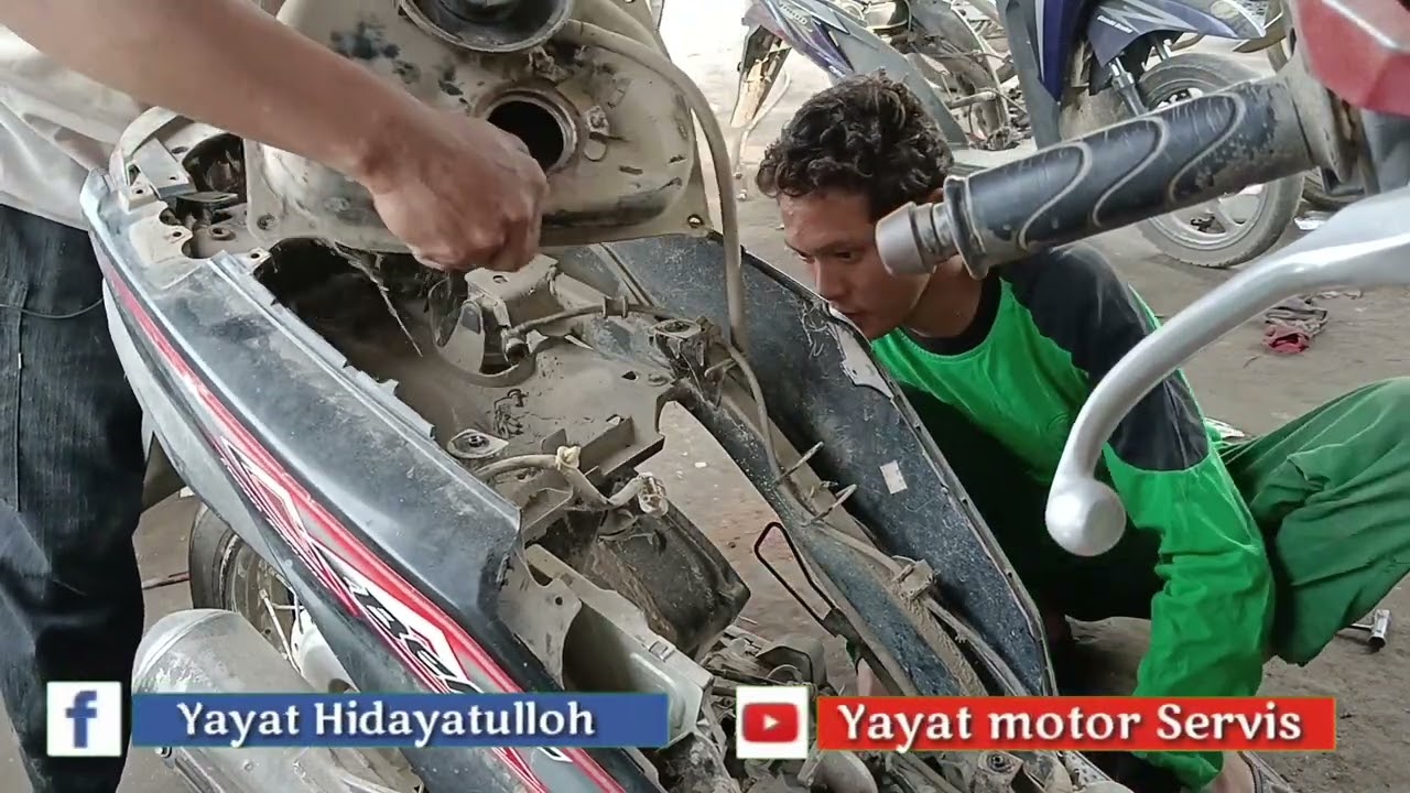 CARA MEROMBAK BEAT INJEKSI JADI KARBURATOR DENGAN BENAR.
