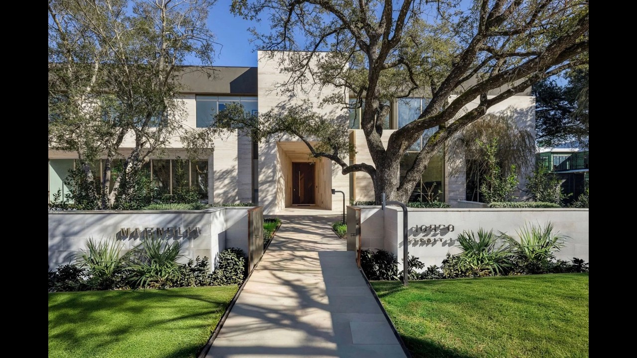 $11.9M Estate on Legendary Strait Lane in Dallas | Briggs Freeman Sotheby's International Realty