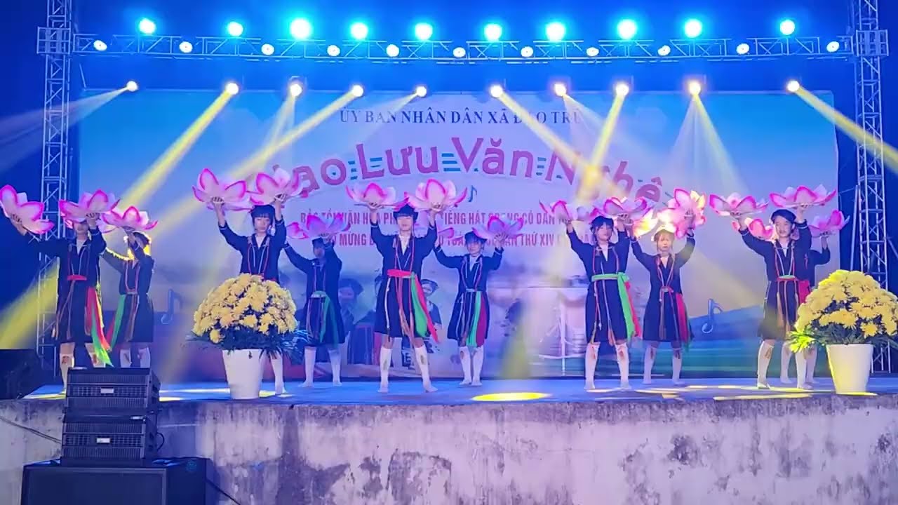 Xã Đạo Trù, tỉnh Phú Thọ giao lưu văn nghệ