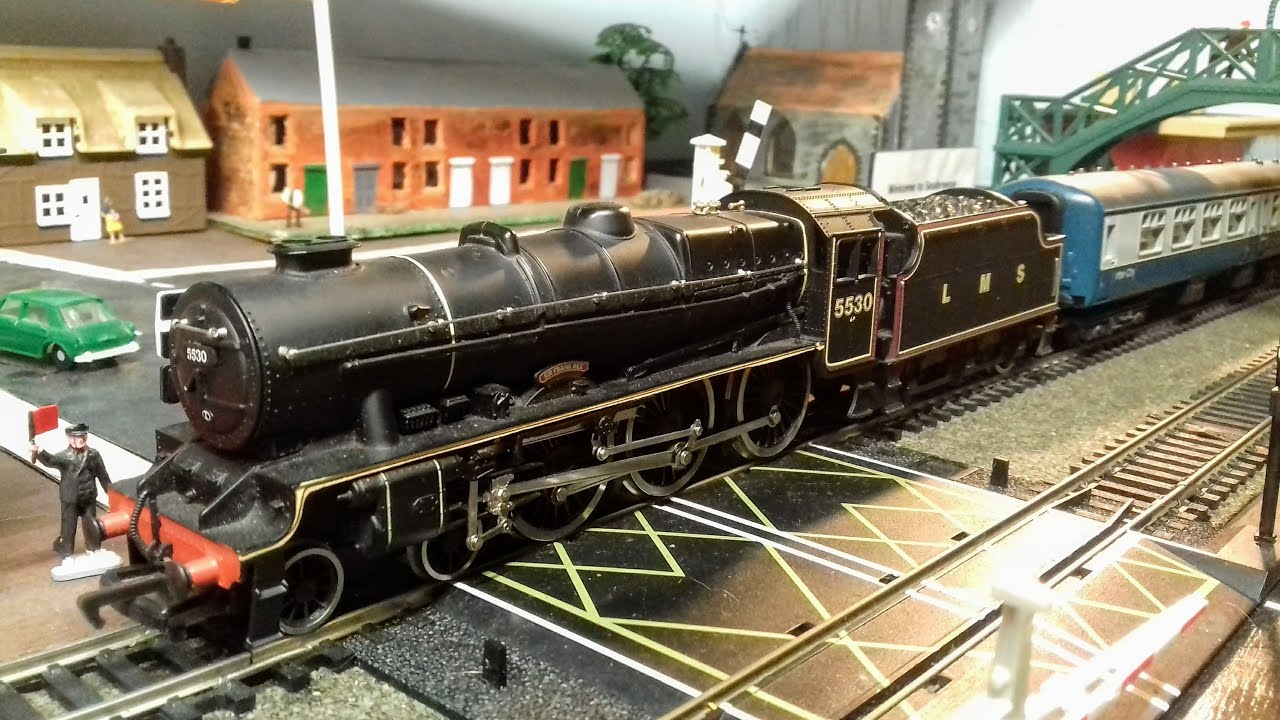 Great sound effects. Steamer hauling coaches. Massive wheel slip. Model Railway OO Gauge Toy Trains.
