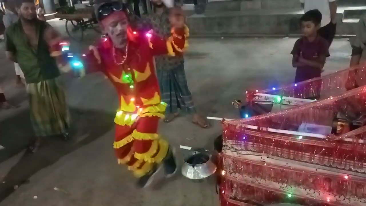 চানাচুর খেলে পাবেন ফ্রি বিনোদন।