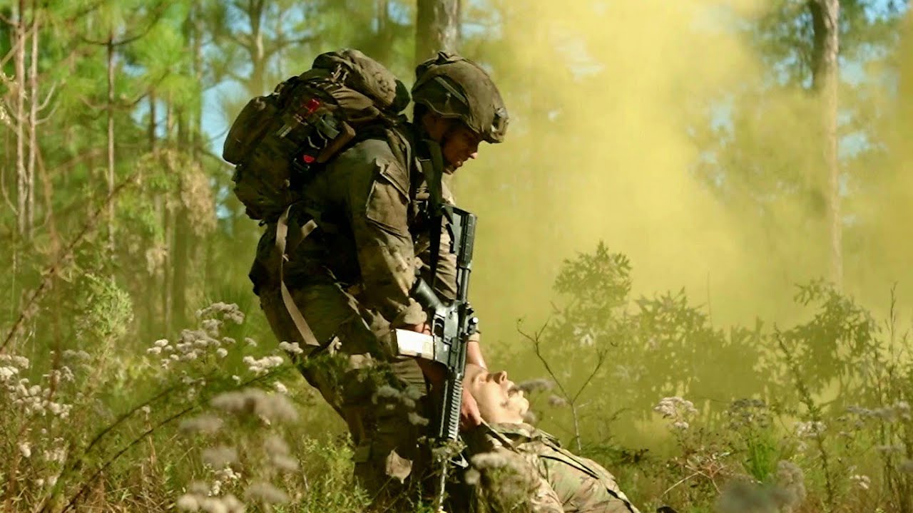 Лучшие боевые медики Америки соревнуются за первое место.