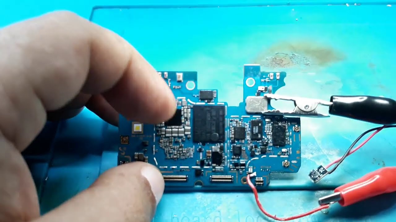 SAMSUNG A10 não liga FUGA DE 20mA resolvido!